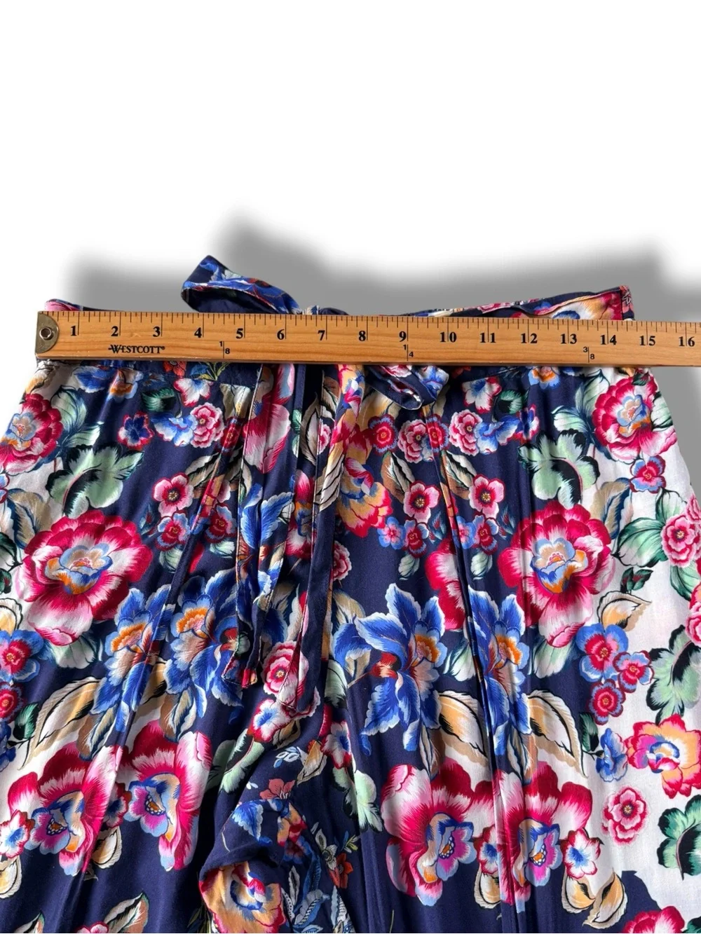 Johnny Was Maya Wrap Pant Size Medium - Picture 8 of 11